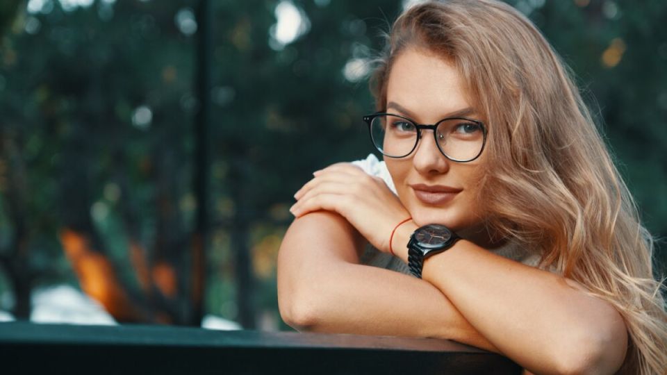 Выбор модных очков: как подобрать — чтобы подходили к лицу, а не искажали