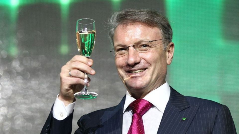 Сбербанк увеличивает ставки по зарплатным вкладам: чем это выгодно?