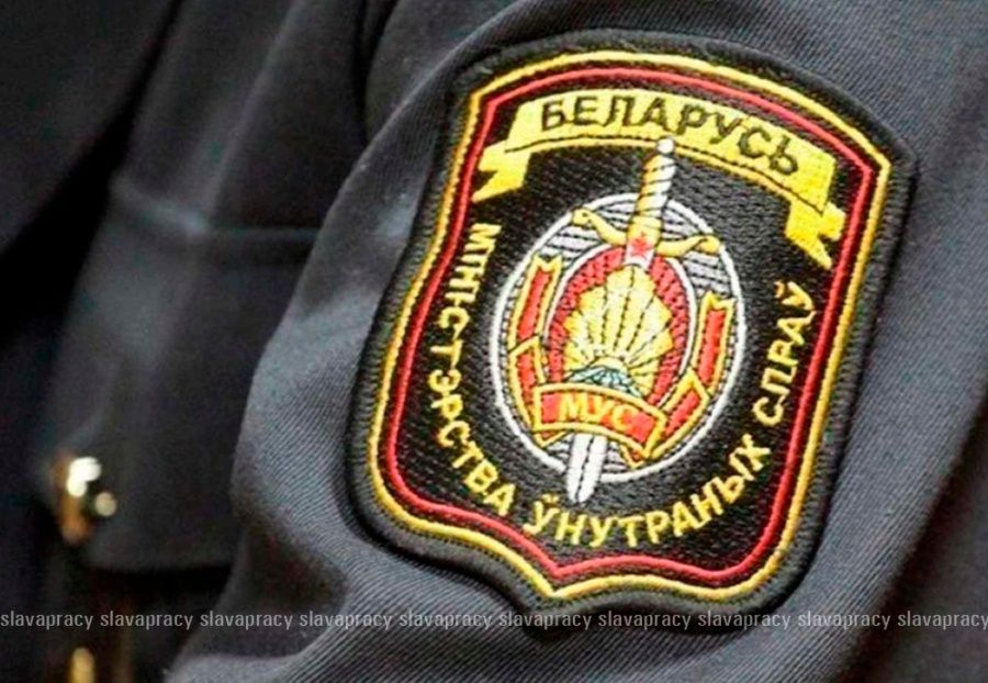 Полицейские задержали самогонщиков в Копыле: изъяты значительные объемы алкоголя