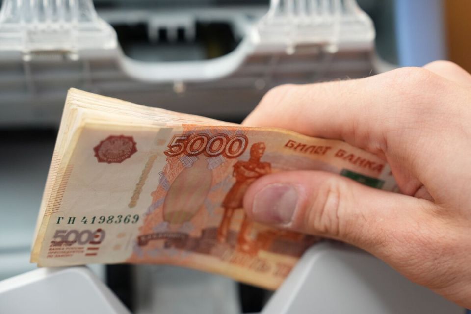 Пенсии россиян за январь поступят раньше Нового года