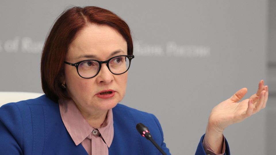 Как финансовый контроль влияет на повседневные карты и платежи