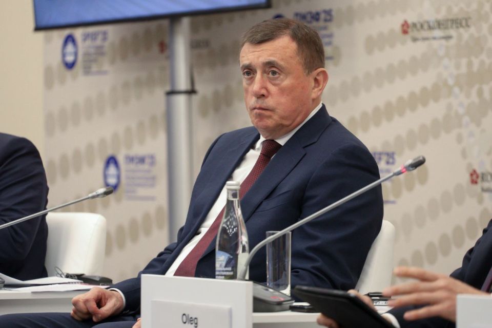 Команда Большого Росреестра провела на полях ПМЭФ-2025 панельную дискуссию «Земельные ресурсы страны: экономический потенциал», собравшую не только экспертов из нашей страны, но и Сербии, Узбекистана и Азербайджана