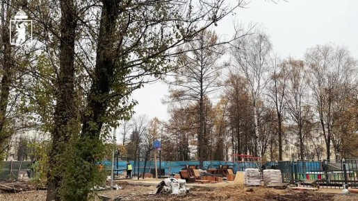 В сквере 950-летия Ярославля устанавливают игровое и спортивное оборудование