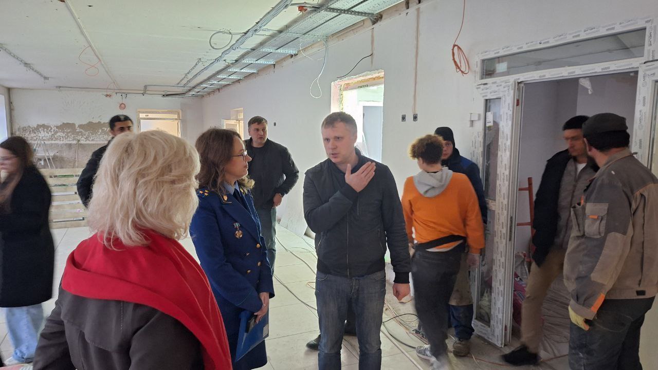 Начальник отдела по надзору за соблюдением прав, свобод и законных интересов несовершеннолетних прокуратуры Ярославской области Наталья Новожилова провела выездной прием жителей Ярославского муниципального округа, в том... Начальник отдела по надзору за соблюдением прав, свобод и законных интересов несовершеннолетних прокуратуры Ярославской области Наталья Новожилова провела выездной прием жителей Ярославского муниципального округа, в том...