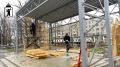 В парке 30-летия Победы монтируют новую сцену