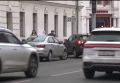 Губернатор Михаил Евраев объяснил необходимость появления платных парковок