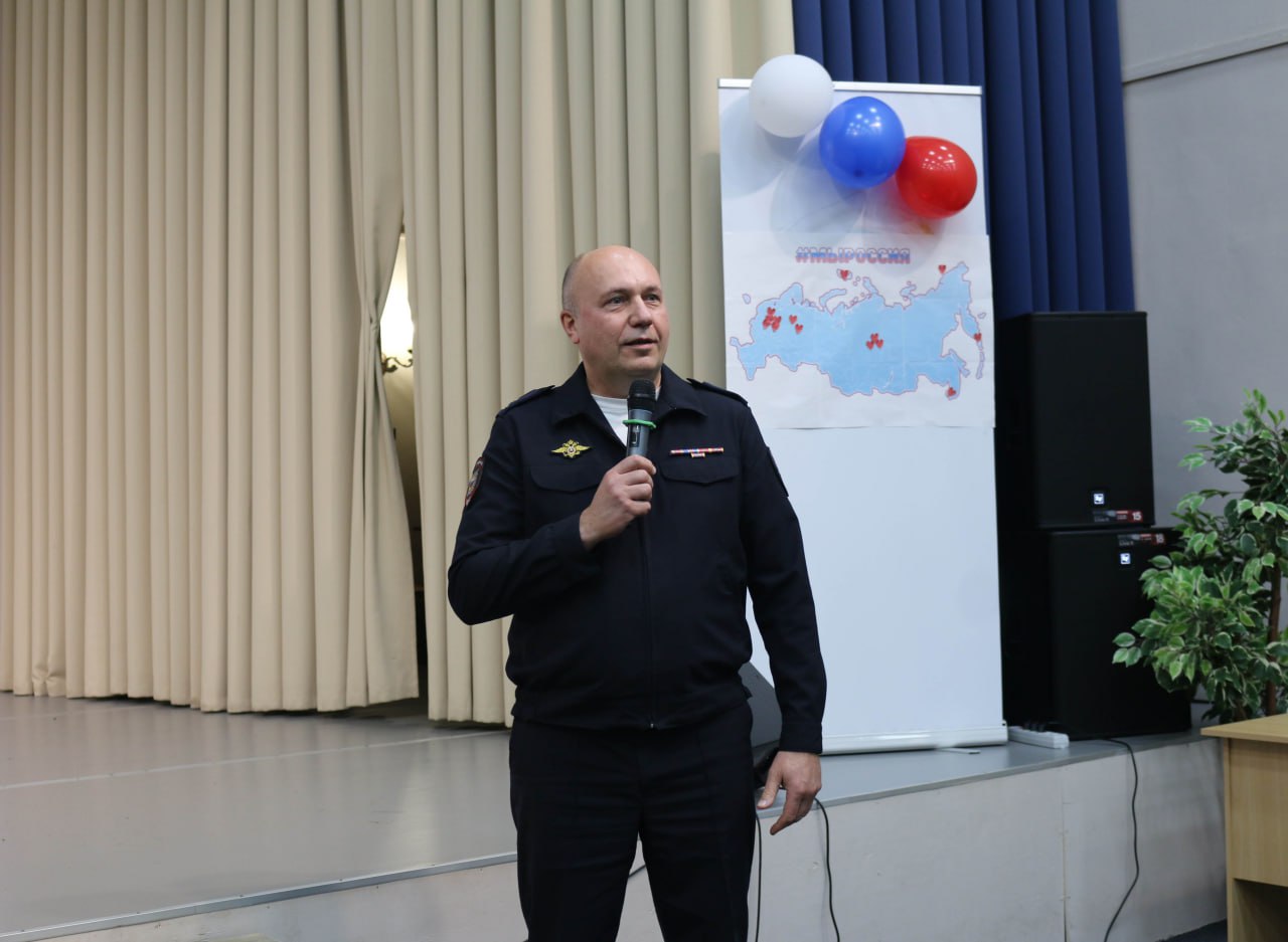 В патриотическом центре «Авангард» стартовали сборы воспитанников отрядов правоохранительной направленности В патриотическом центре «Авангард» стартовали сборы воспитанников отрядов правоохранительной направленности