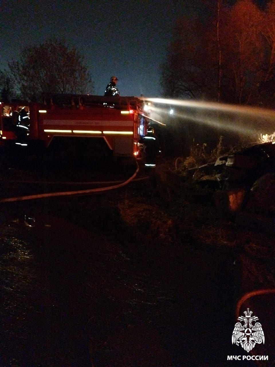 Горело заброшенное здание в Рыбинске Горело заброшенное здание в Рыбинске