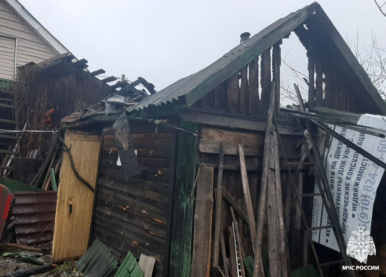 Огненная банька в Угличе. На улице 1-я Лесная произошло загорание деревянной бани Огненная банька в Угличе. На улице 1-я Лесная произошло загорание деревянной бани