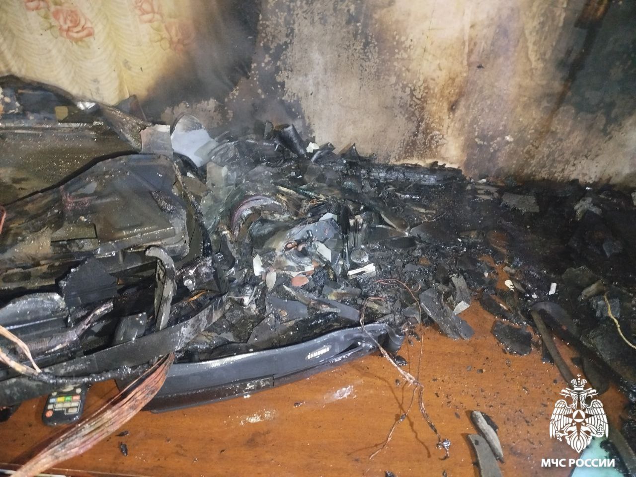 В результате пожара погибла женщина В результате пожара погибла женщина