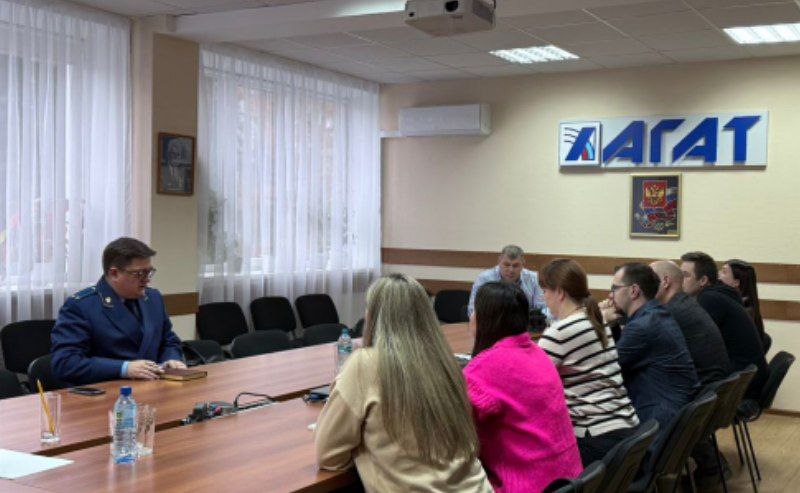 Прокурор Гаврилов-Ямского района Михаил Румянцев провел выездной прием работников Гаврилов- Ямского машиностроительного завода «Агат»