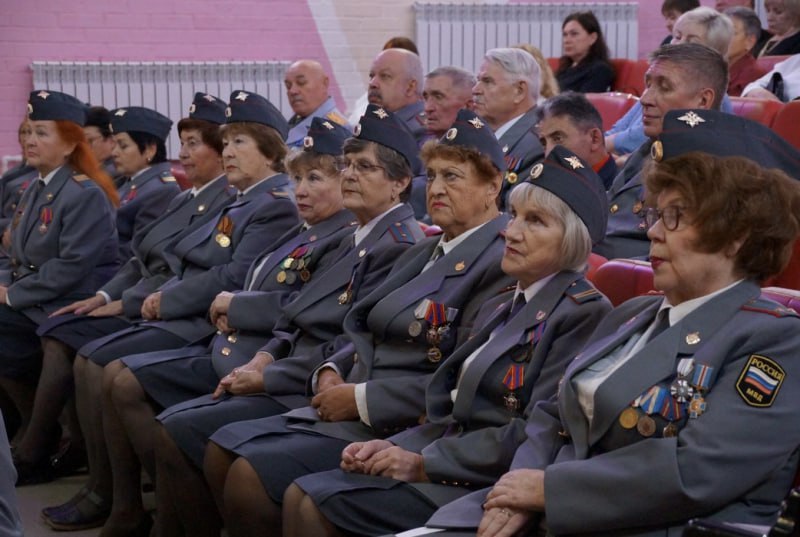 Профсоюз УМВД и хор ветеранов участвуют в жизни региона