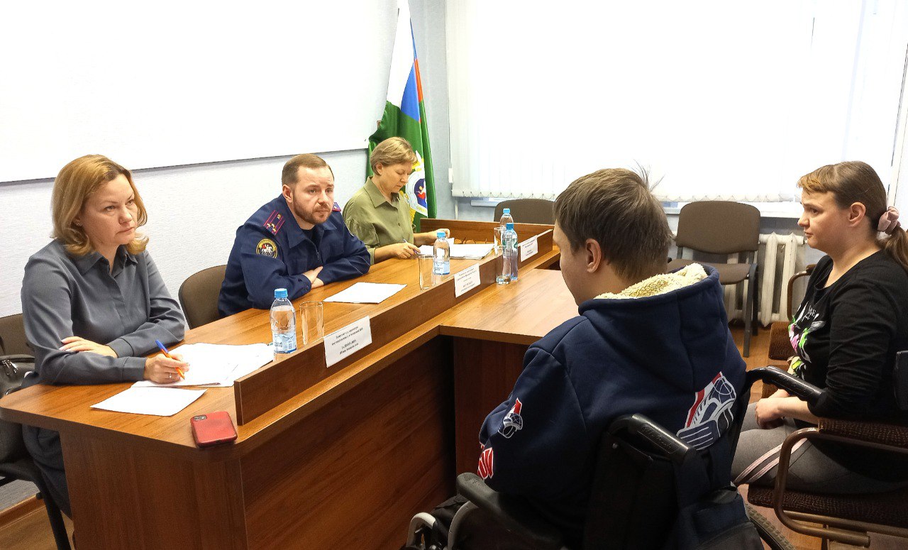 Руководителем регионального следственного управления СК России совместно с представителями органов власти Ярославской области проведен приём граждан Руководителем регионального следственного управления СК России совместно с представителями органов власти Ярославской области проведен приём граждан