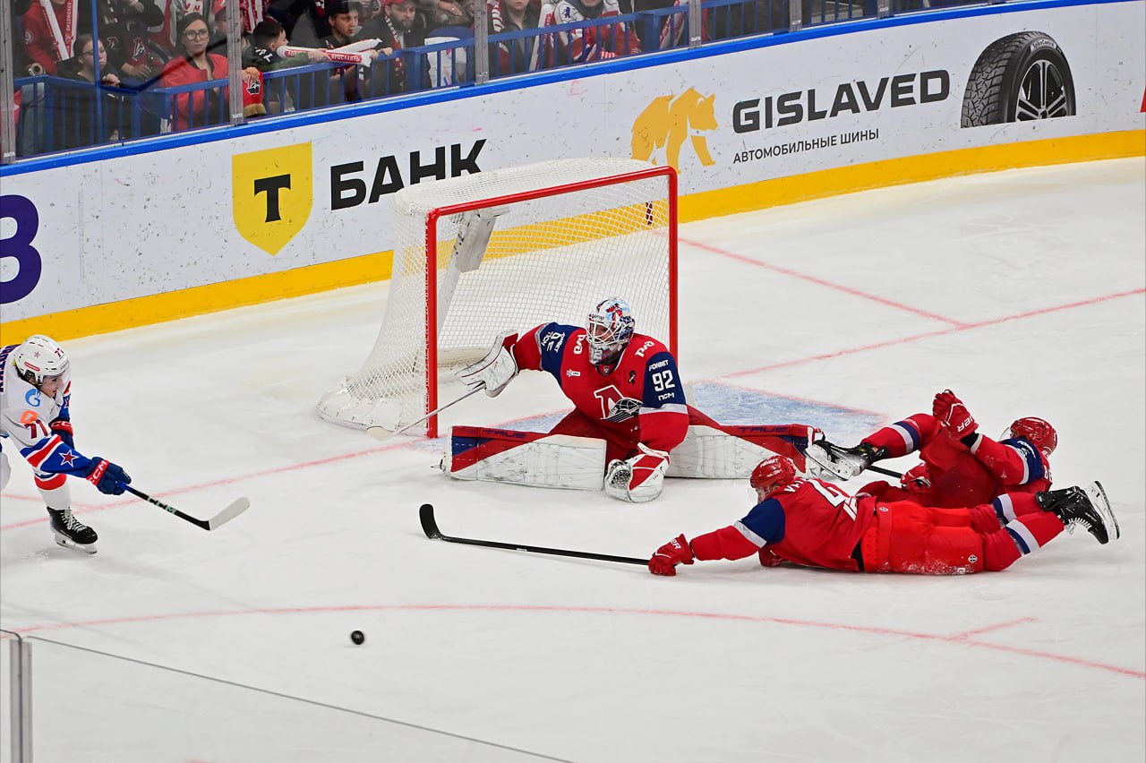 Ура! Третья встреча в сезоне и третья победа