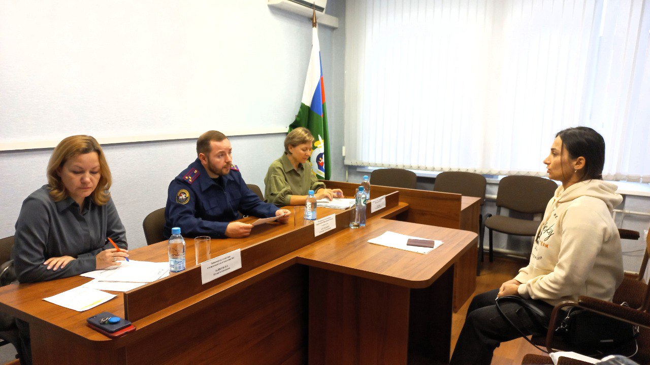 Руководителем регионального следственного управления СК России совместно с представителями органов власти Ярославской области проведен приём граждан Руководителем регионального следственного управления СК России совместно с представителями органов власти Ярославской области проведен приём граждан