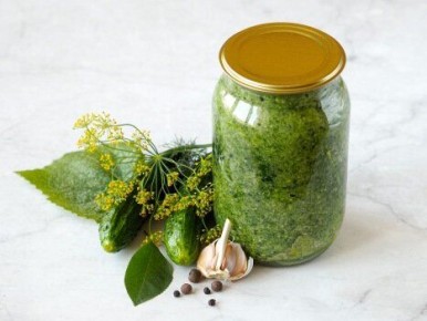 Уникальный рецепт закуски: огурцы в огурцах