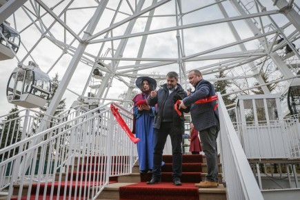 В центре Рыбинска запустили колесо обозрения