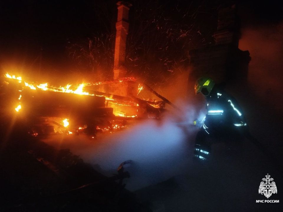 В результате пожара погиб человек В результате пожара погиб человек