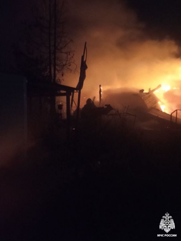 При пожаре пострадал мужчина При пожаре пострадал мужчина