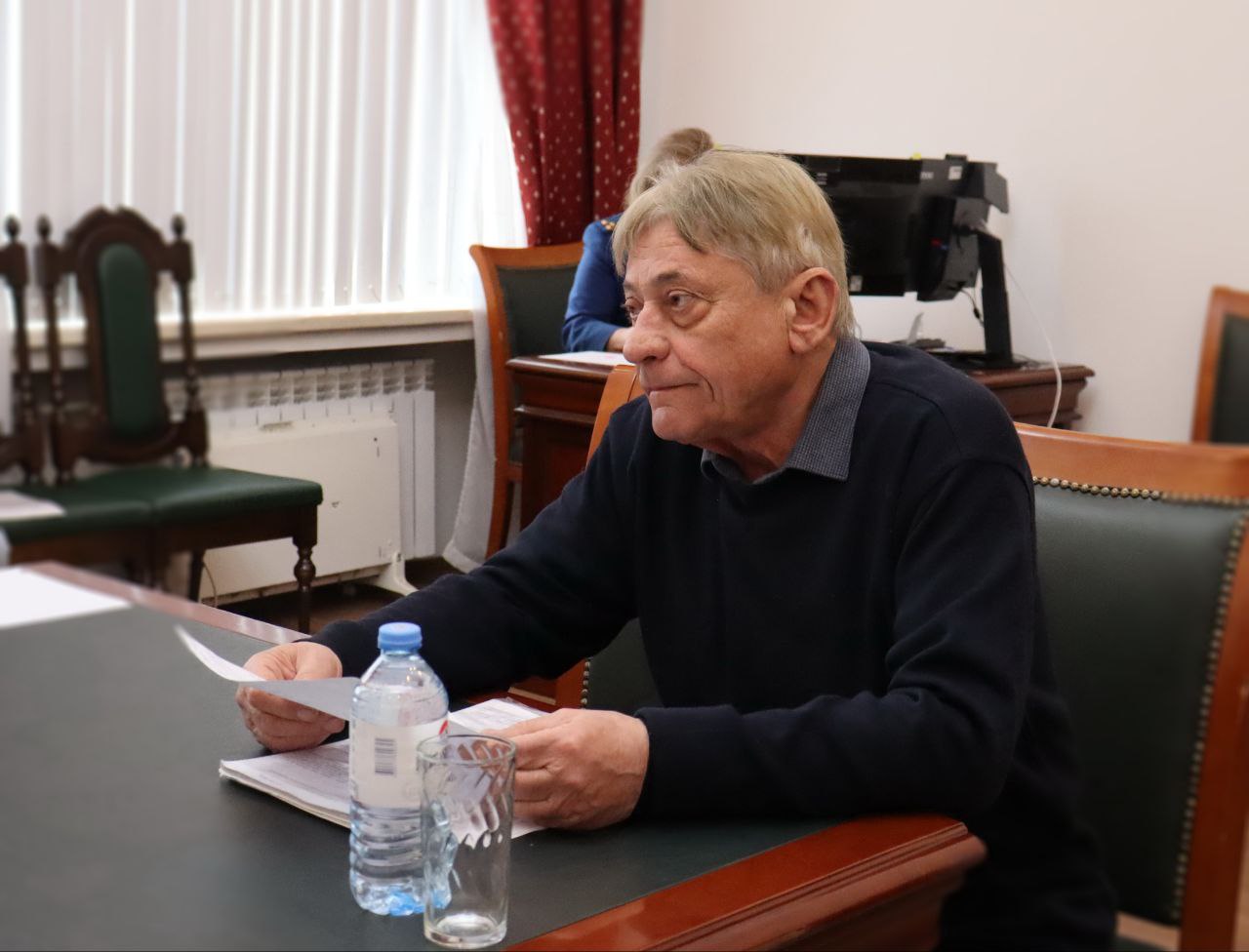 Сегодня, 6 ноября, прокурор Ярославской области Климент Юрздицкий и региональный Уполномоченный по защите прав предпринимателей Альфир Бакиров провели совместный прием представителей бизнес- сообщества Сегодня, 6 ноября, прокурор Ярославской области Климент Юрздицкий и региональный Уполномоченный по защите прав предпринимателей Альфир Бакиров провели совместный прием представителей бизнес- сообщества