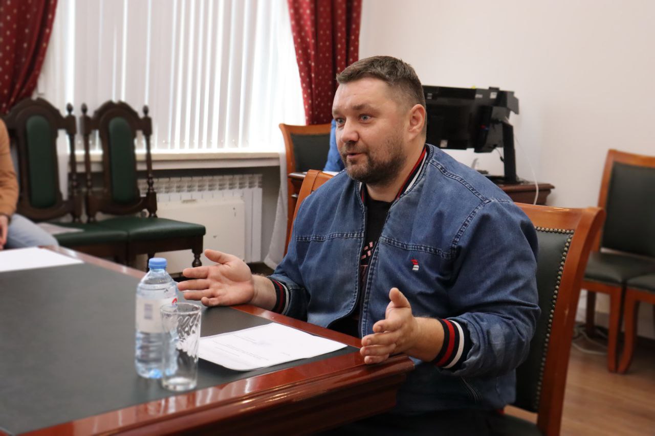 Сегодня, 6 ноября, прокурор Ярославской области Климент Юрздицкий и региональный Уполномоченный по защите прав предпринимателей Альфир Бакиров провели совместный прием представителей бизнес- сообщества Сегодня, 6 ноября, прокурор Ярославской области Климент Юрздицкий и региональный Уполномоченный по защите прав предпринимателей Альфир Бакиров провели совместный прием представителей бизнес- сообщества