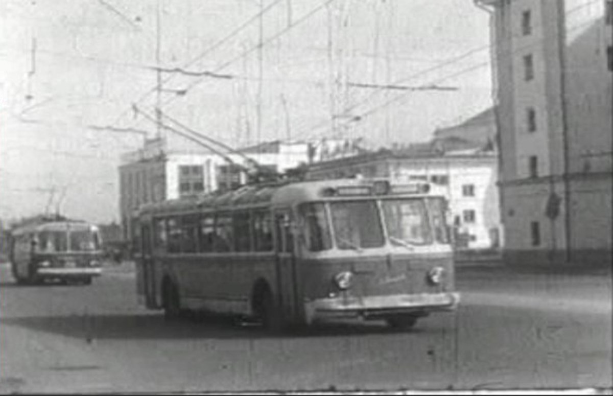 Пятница, Ярославль!. Короткая рабочая неделя подходит к концу — впереди выходные Пятница, Ярославль!. Короткая рабочая неделя подходит к концу — впереди выходные