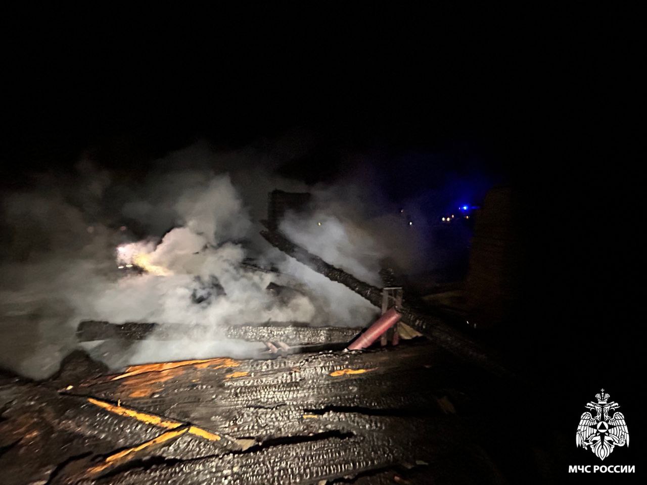 Многодетная семья лишилась дома Многодетная семья лишилась дома