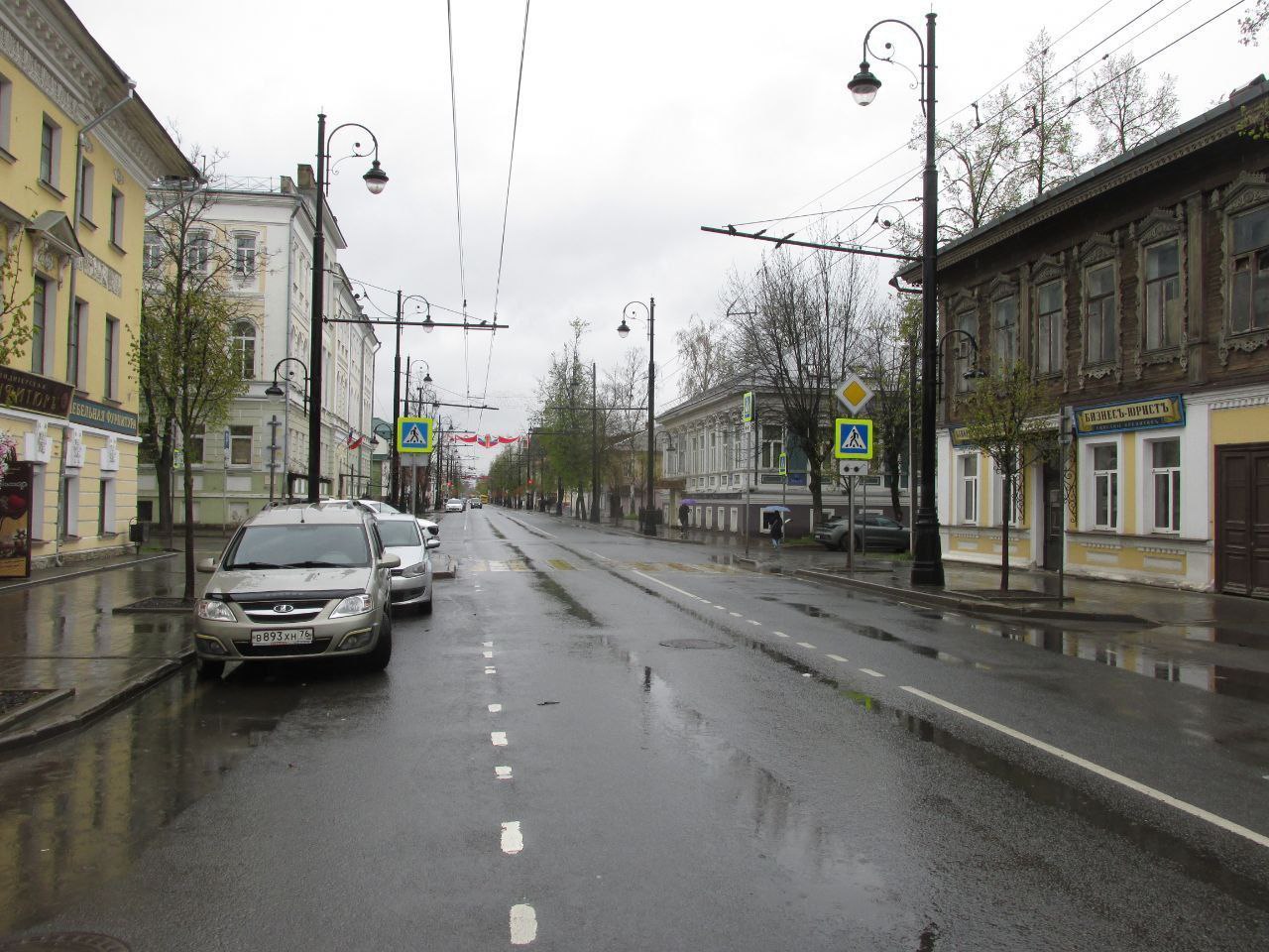 По апелляционному представлению Рыбинской городской прокуратуры суд назначил реальное лишение свободы жителю Рыбинска, насмерть сбившему пешехода