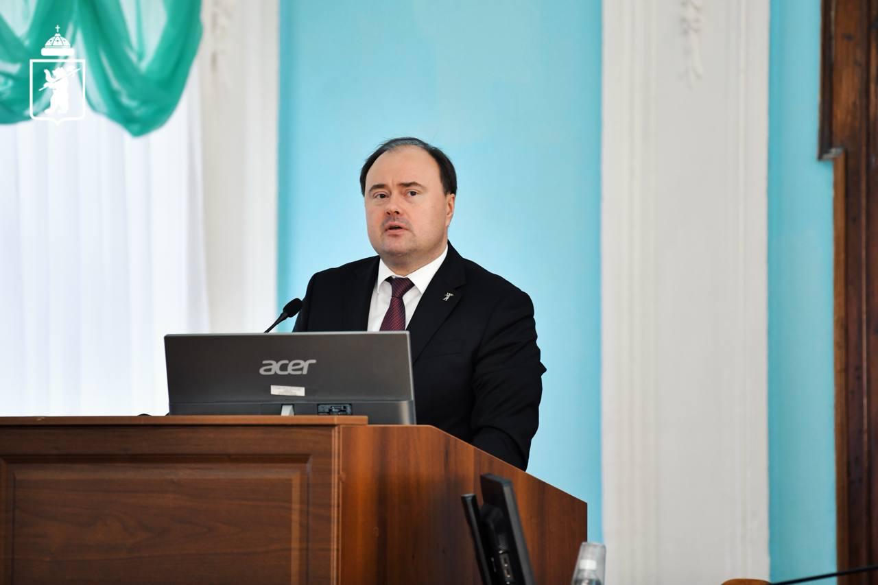 Мэр Ярославля принял участие в торжественном заседании круглого стола муниципалитета «Во имя Отечества: служба, подвиг, история»