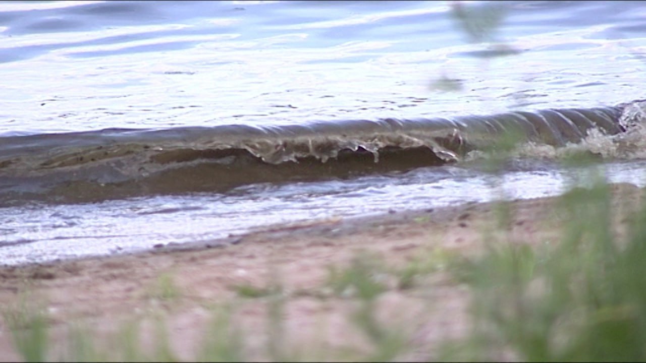 Не все герои носят плащи: житель деревни Нинорово Угличского округа спас из воды девушку-туристку