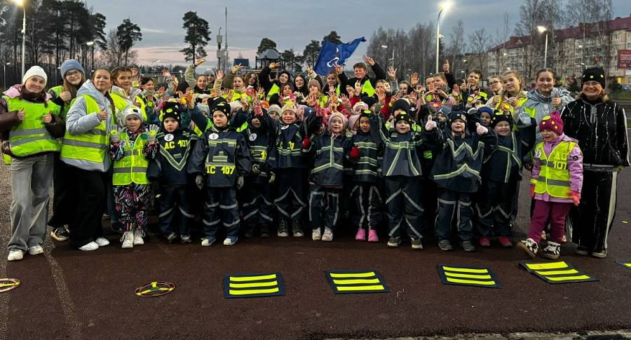 Сотрудники Госавтоинспекции Рыбинска призывают горожан «засветиться» на дорогах