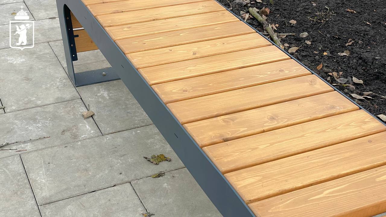 Артём Молчанов: На аллее имени Ивана Ткаченко начался монтаж малых архитектурных форм Артём Молчанов: На аллее имени Ивана Ткаченко начался монтаж малых архитектурных форм