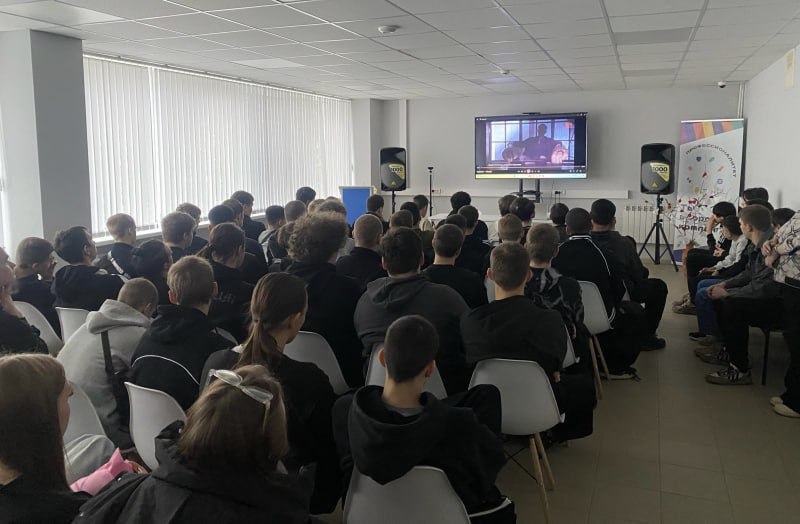 В рамках акции «Чистое поколение - 2025» правоохранители проводят профилактические встречи с учащимися В рамках акции «Чистое поколение - 2025» правоохранители проводят профилактические встречи с учащимися