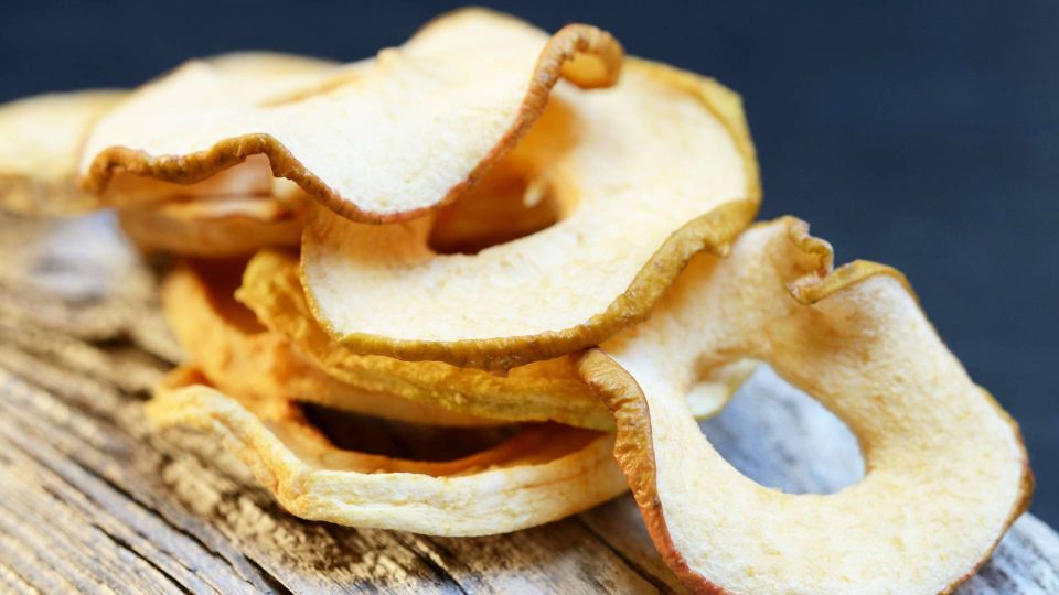 Полезные сухофрукты приготовите без духовки: повар раскрыл проверенный способ