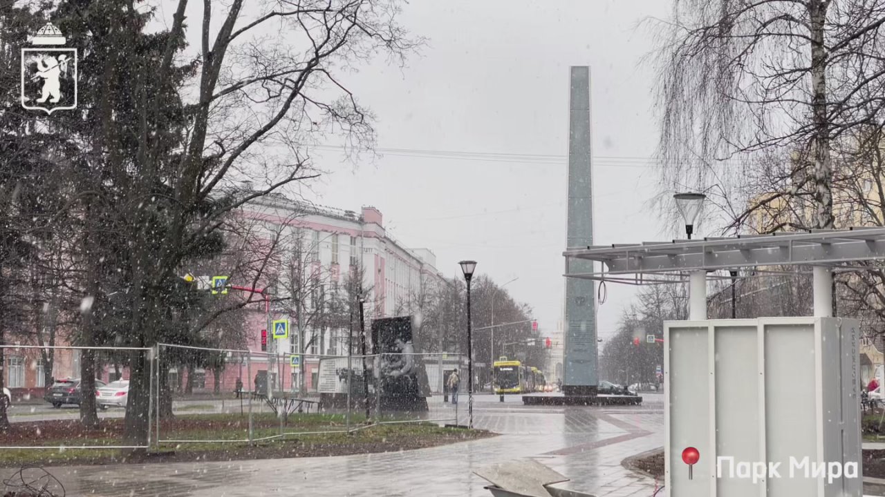 Мэр Ярославля проверил ход работ по благоустройству города