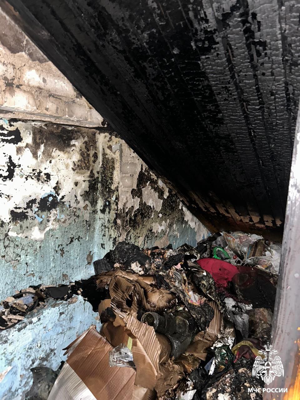 Рыбинские пожарные спасли 3 человек Рыбинские пожарные спасли 3 человек