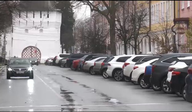 Штраф за неоплаченную парковку в Ярославской области снизили