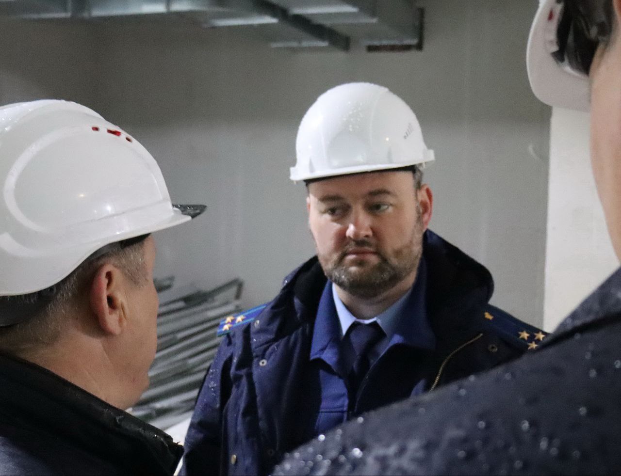 Прокурор Ярославской области Климент Юрздицкий в рамках надзорного сопровождения национального проекта «Здравоохранение» проверил ход строительства стационарного корпуса областной детской клинической больницы в Ярославле Прокурор Ярославской области Климент Юрздицкий в рамках надзорного сопровождения национального проекта «Здравоохранение» проверил ход строительства стационарного корпуса областной детской клинической больницы в Ярославле