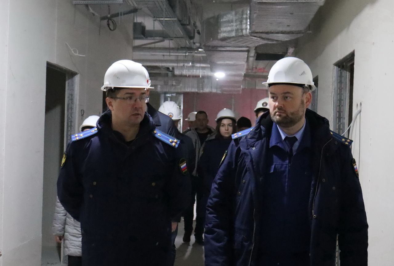 Прокурор Ярославской области Климент Юрздицкий в рамках надзорного сопровождения национального проекта «Здравоохранение» проверил ход строительства стационарного корпуса областной детской клинической больницы в Ярославле Прокурор Ярославской области Климент Юрздицкий в рамках надзорного сопровождения национального проекта «Здравоохранение» проверил ход строительства стационарного корпуса областной детской клинической больницы в Ярославле