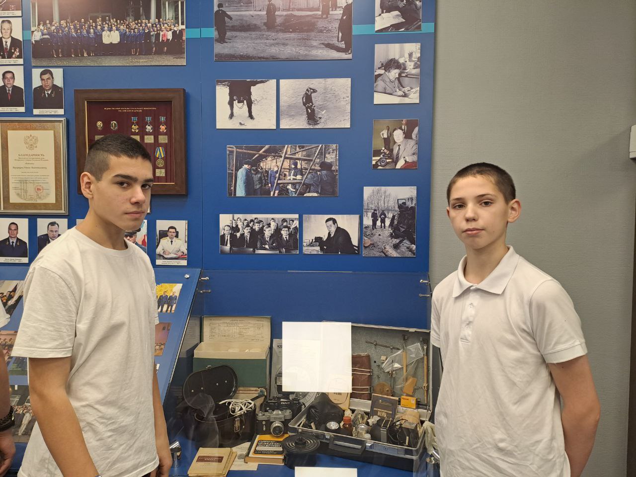 В рамках проведения мероприятий, посвященных Всероссийскому дню правовой помощи детям, воспитанники Багряниковской школы-интерната для детей-сирот и детей, оставшихся без попечения родителей, посетили музей прокуратуры... В рамках проведения мероприятий, посвященных Всероссийскому дню правовой помощи детям, воспитанники Багряниковской школы-интерната для детей-сирот и детей, оставшихся без попечения родителей, посетили музей прокуратуры...