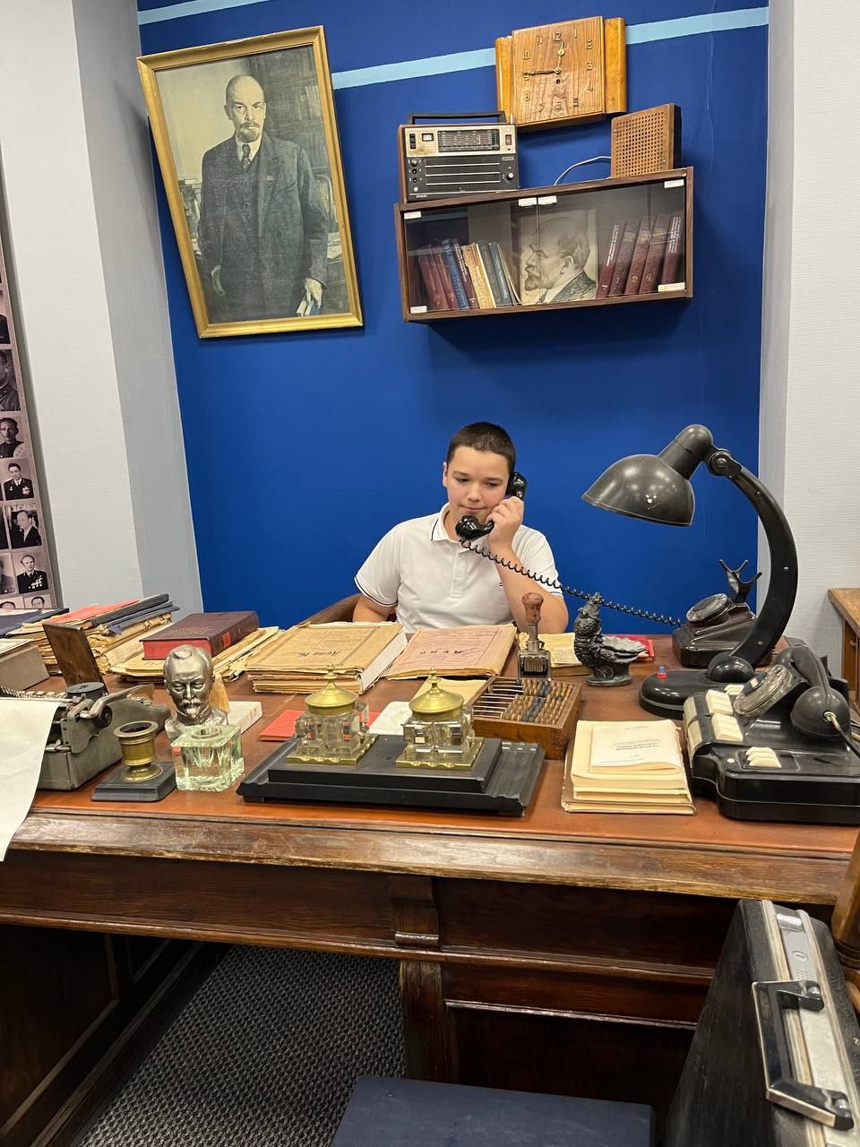 В рамках проведения мероприятий, посвященных Всероссийскому дню правовой помощи детям, воспитанники Багряниковской школы-интерната для детей-сирот и детей, оставшихся без попечения родителей, посетили музей прокуратуры... В рамках проведения мероприятий, посвященных Всероссийскому дню правовой помощи детям, воспитанники Багряниковской школы-интерната для детей-сирот и детей, оставшихся без попечения родителей, посетили музей прокуратуры...