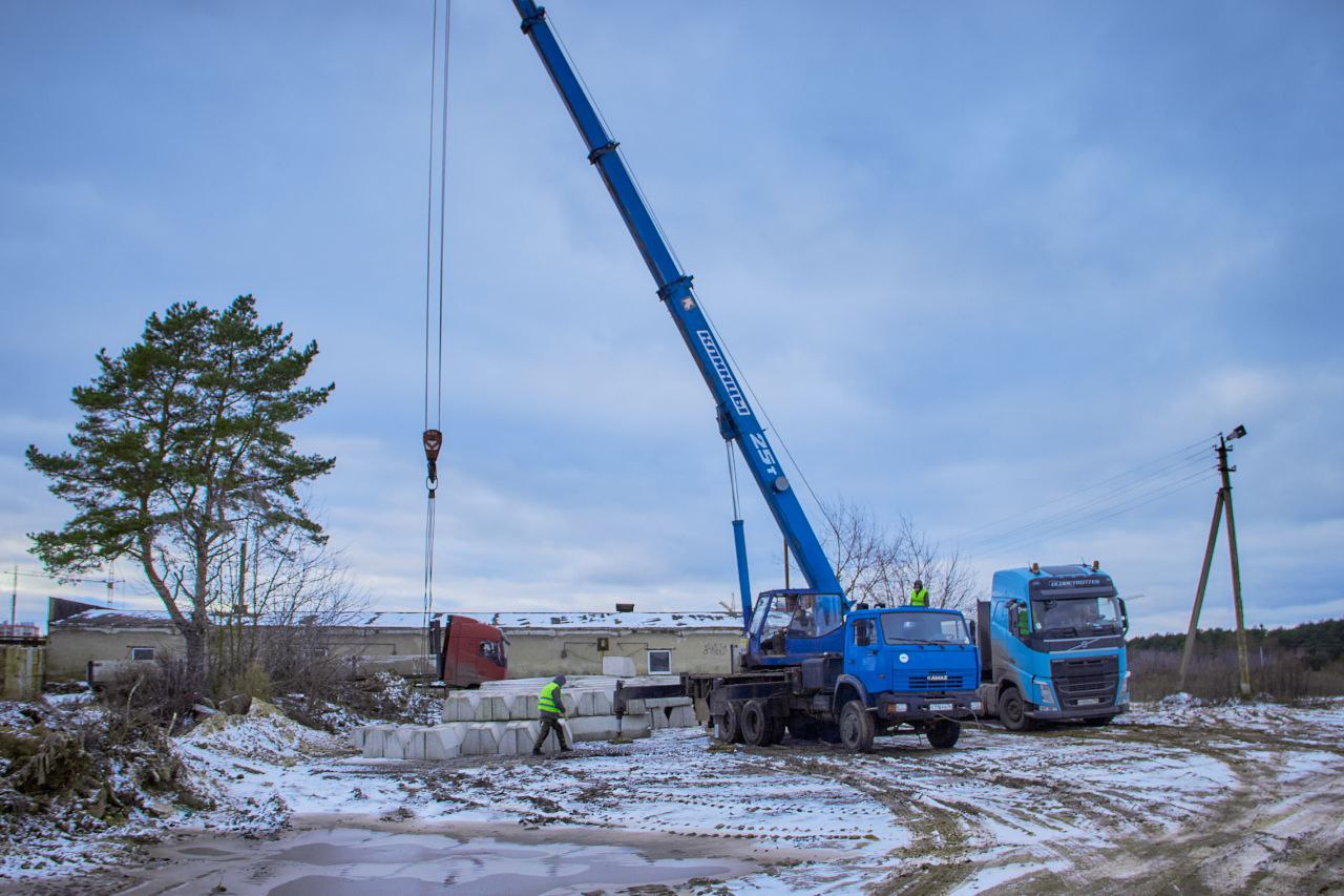 В поселке Красный Бор стартовал подготовительные работы по строительству новой школы на 1100 мест В поселке Красный Бор стартовал подготовительные работы по строительству новой школы на 1100 мест