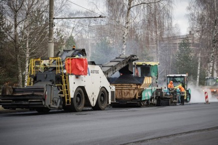 В Рыбинске продолжаются работы на проспекте Ленина