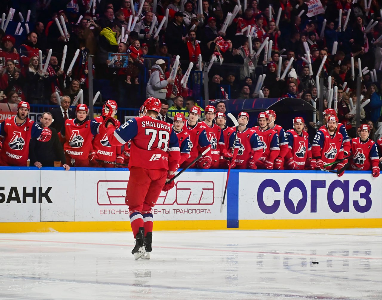 «Допускали много ошибок»: Боб Хартли прокомментировал поражение «Локомотива»