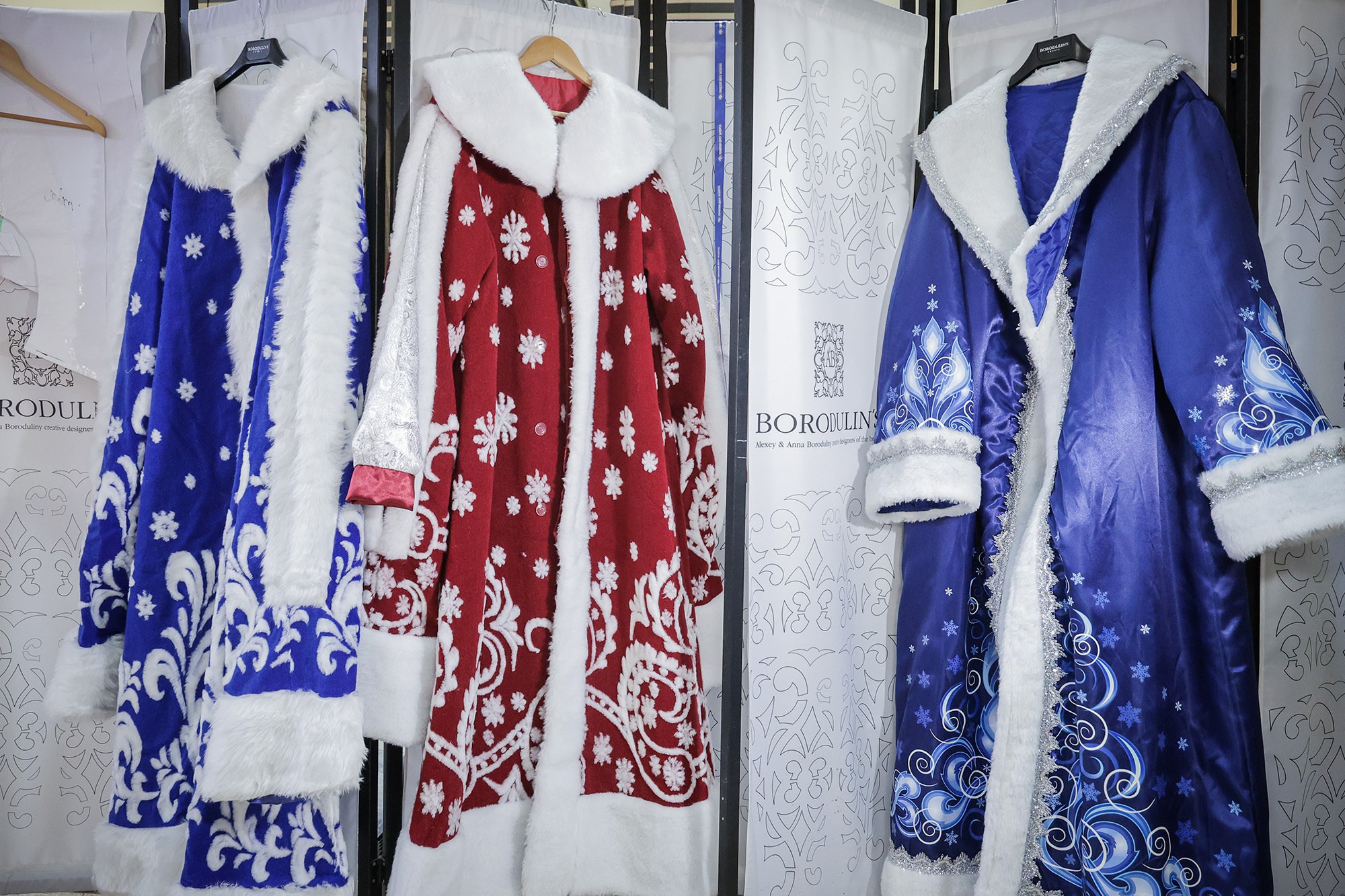 В Рыбинске создают дизайнерские костюмы Дедов Морозов