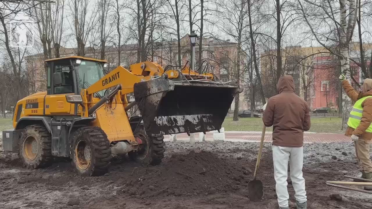 Работы в сквере 950-летия находятся в завершающей стадии