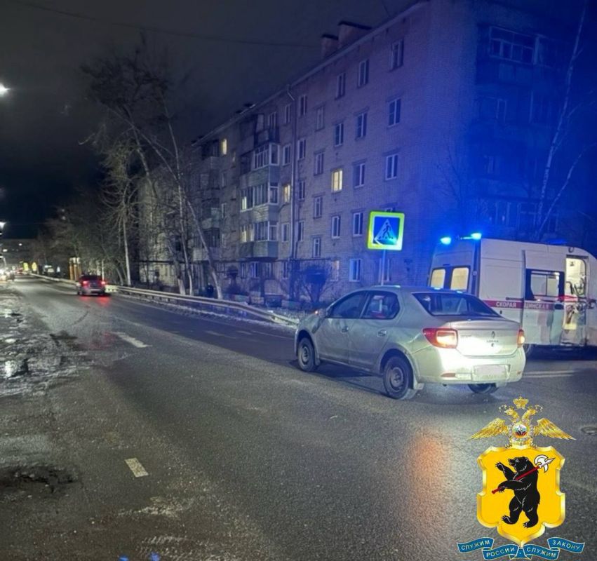 Сотрудники полиции устанавливают обстоятельства ДТП в Ростове, в результате которого пострадал пешеход