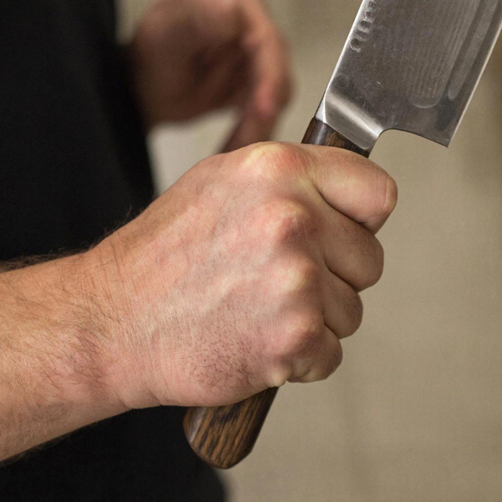 Иностранец убил супругу в Ярославле ударом ножа в сердце