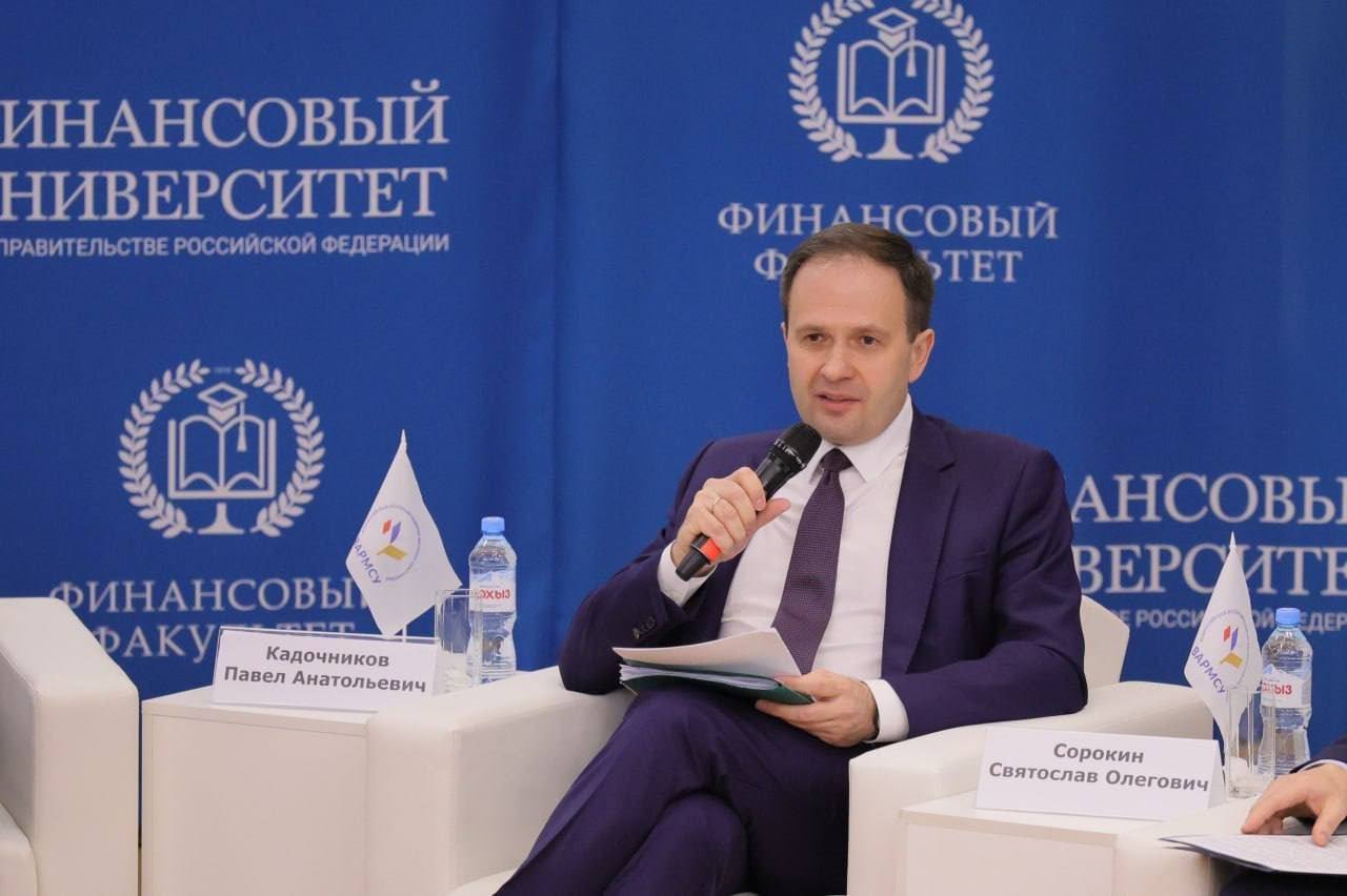 Артём Молчанов: На федеральной площадке обсудили, какие ресурсы полезны для развития муниципалитета Артём Молчанов: На федеральной площадке обсудили, какие ресурсы полезны для развития муниципалитета