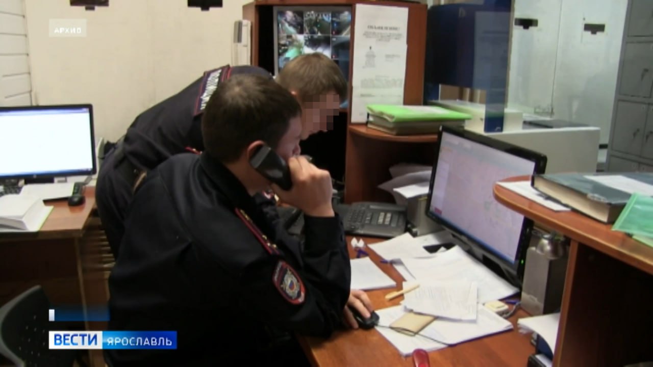 В Рыбинске неизвестный украл из подъезда велосипед